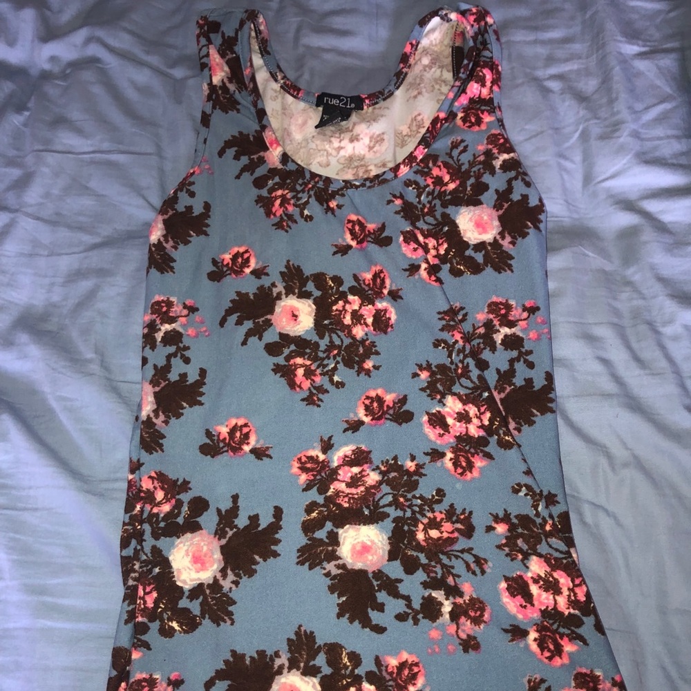 Rue 21 floral tank top